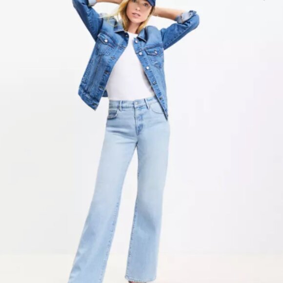LOFT Light Wash Straight Leg Jeans size 14 - Picture 1 of 12